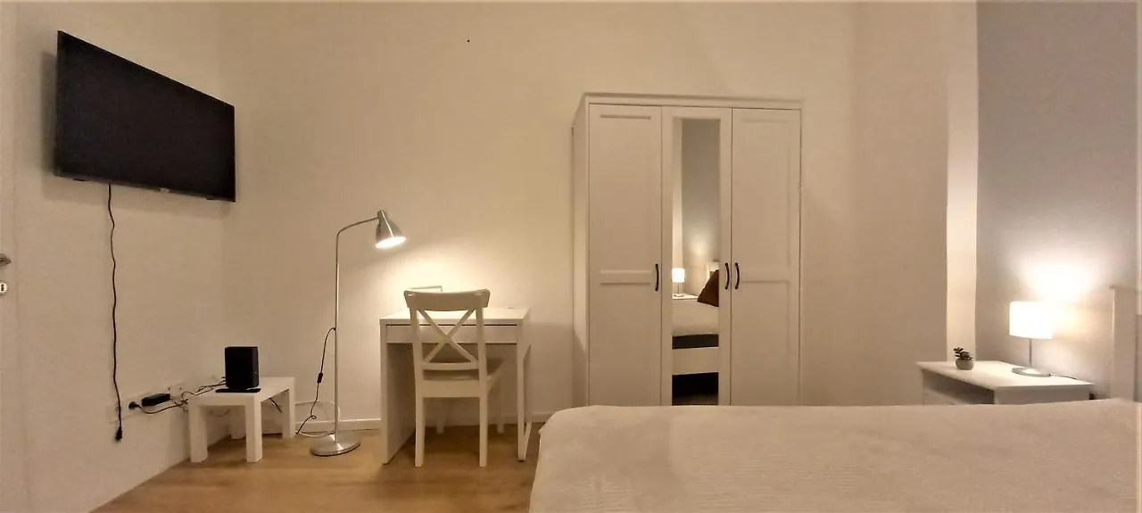 Quiet And Private Studio In The Center Apartment Budapest