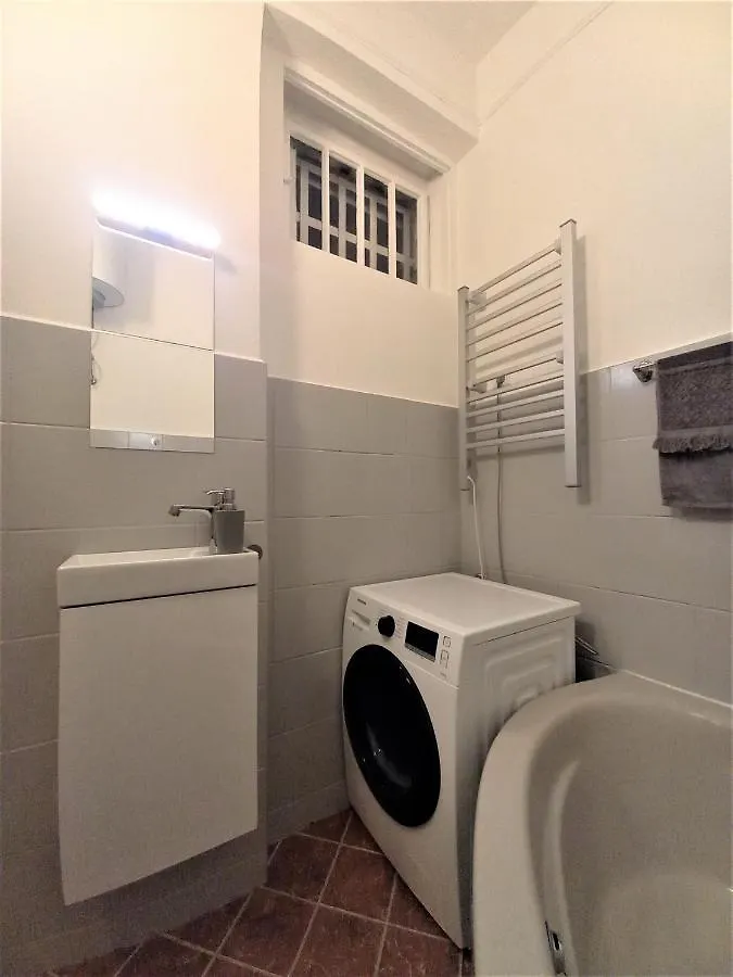 Quiet And Private Studio In The Center Apartment Budapest